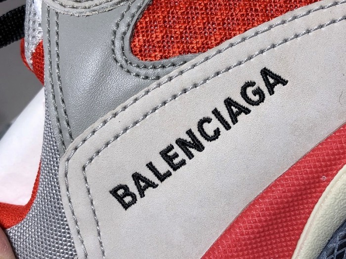 balen triple s trainers clear sole grey glow white 541624 w09oh 1009