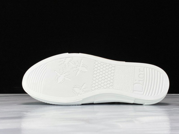 b23 oblique low top sneaker