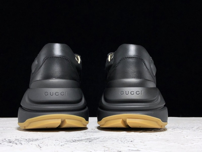 G*u*i1 rhyton sneaker