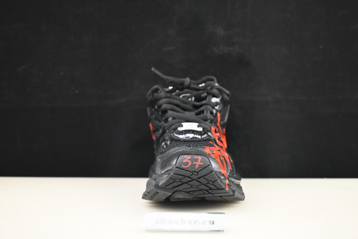 Ba*len*cia*ga runner