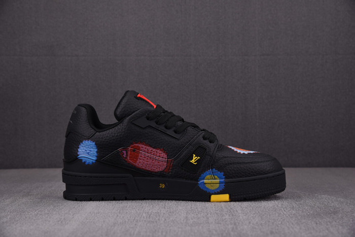 lou1s vu1tton sneakers