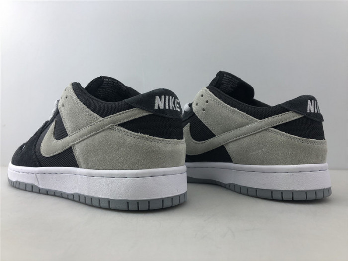 nike sb zoom dunk low pro black/wolf grey-white-white 854866-001