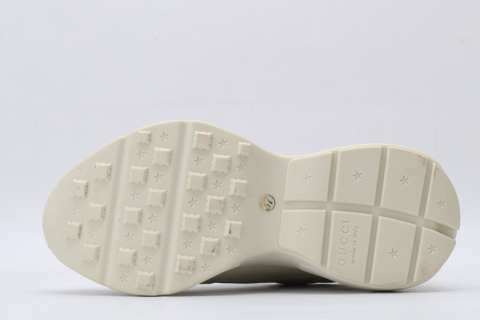 G*u*i sneaker g1000078