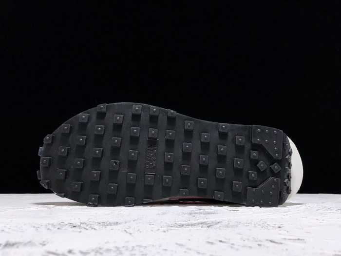 sacai nike ldv waffle pink bv0073-500