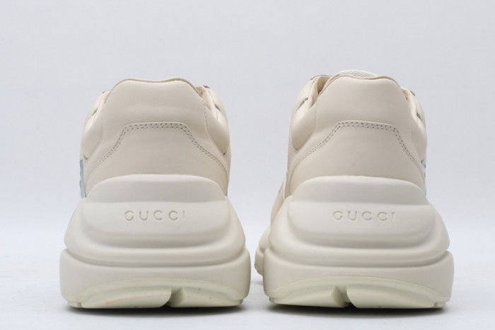 G*u*i sneaker g1000061