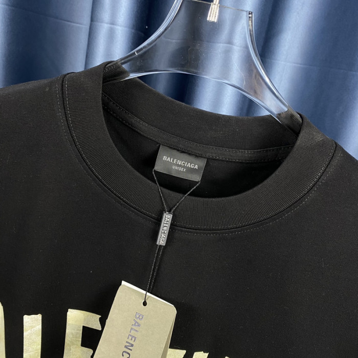 Ba*len*cia*ga t-shirts