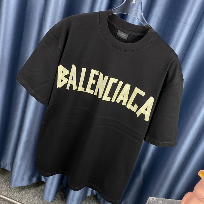 Ba*len*cia*ga t-shirts