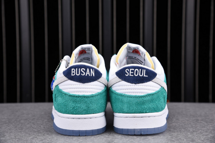 nike dunk low kasina neptune green cz6501-101