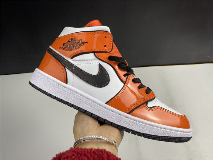 air jordan 1 mid turf orange dd6834-802