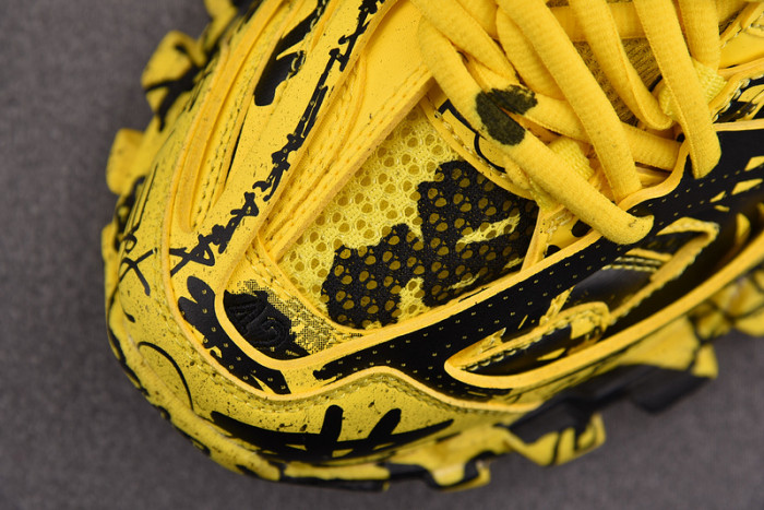 balen track graffiti yellow