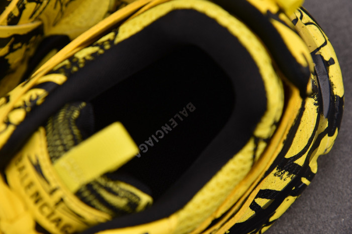 balen track graffiti yellow
