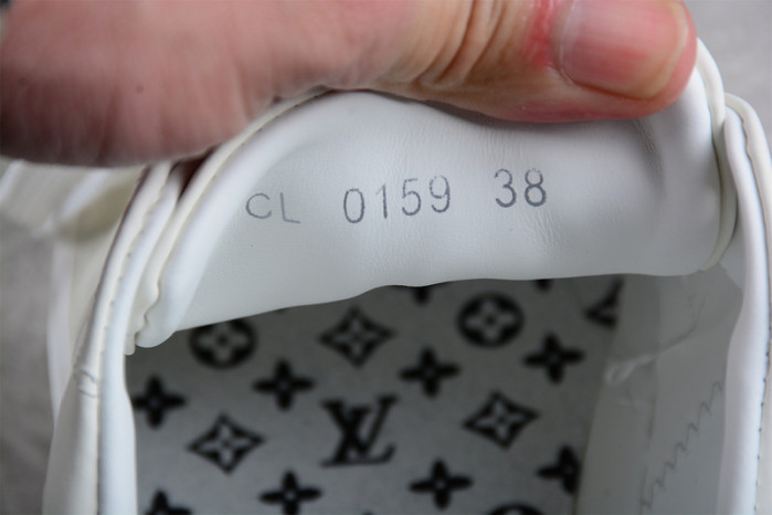 lou1s vu1tton sneakers