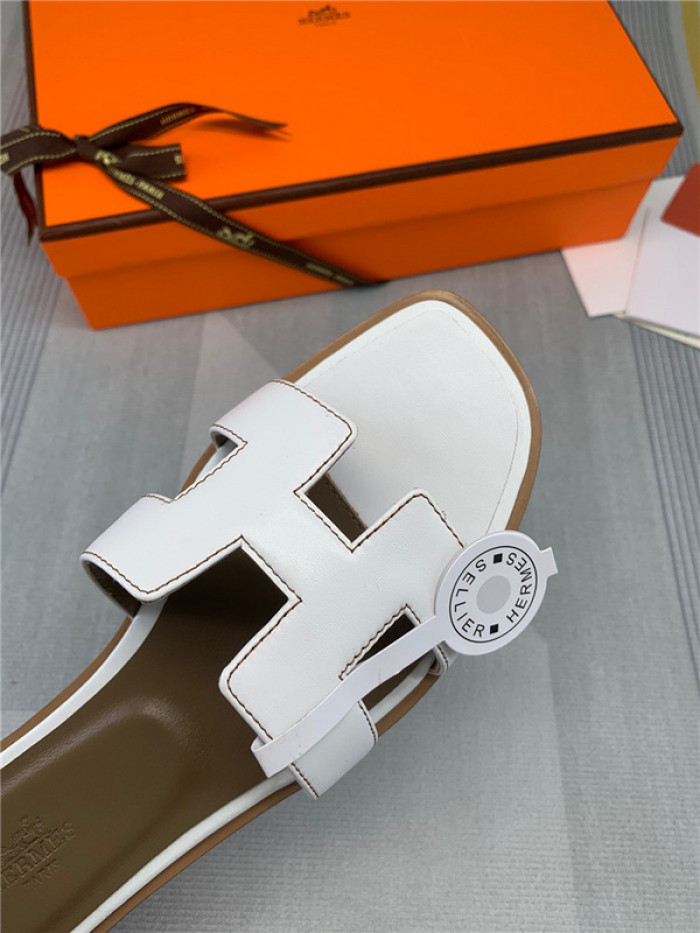 h*rmes sandals 800013