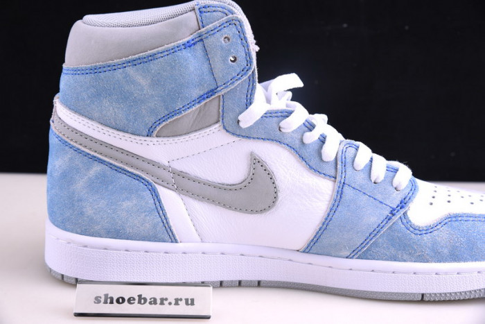 air jordan 1 high og “hyper royal” 555088-402