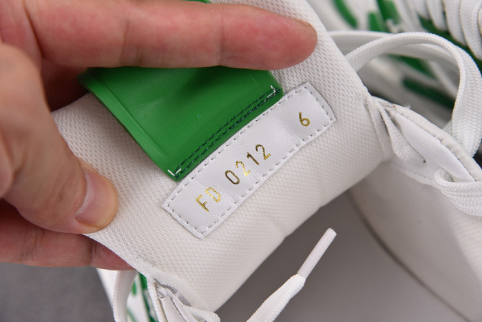 l&v x yayoi kusama trainer white green