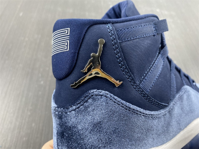air jordan 11 wmns "midnight navy" ar0715-441