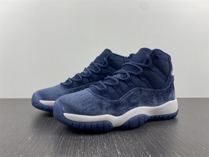 air jordan 11 wmns "midnight navy" ar0715-441