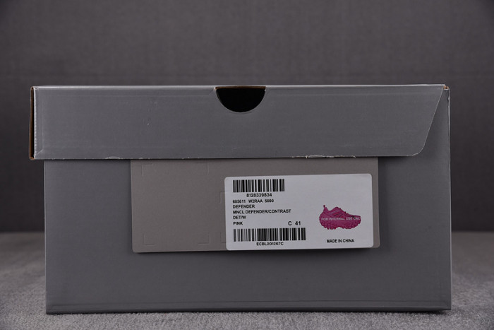 Ba*len*cia*ga defender pink