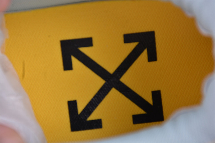 fw c/o odsy-1000 sneaker ow-40012