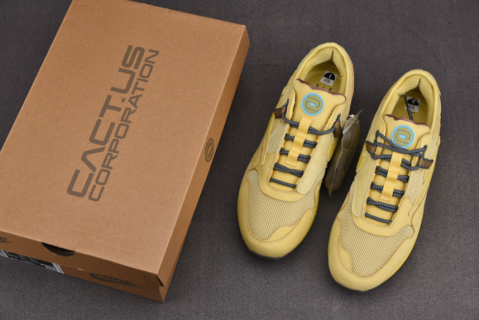 nike air max 1 travis scott cactus jack saturn gold do9392-700