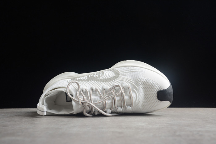 G*u*i sneaker g1000012