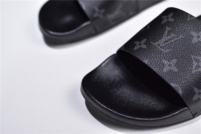 lou1s vu1tton sandals