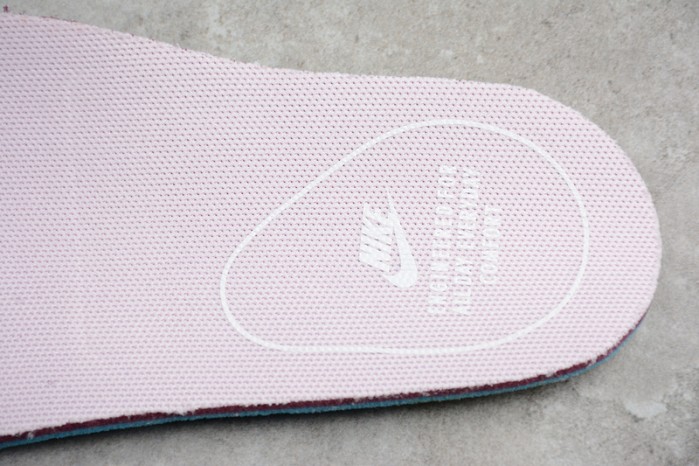 nike air max 95 “prism pink” white-sheen-black 919924-600