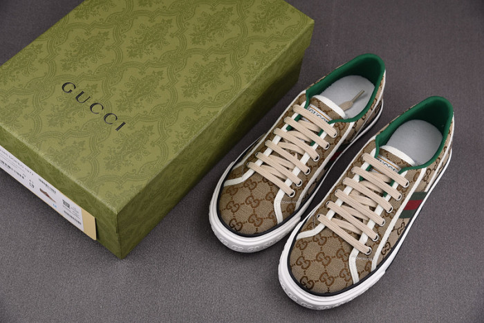 G*u*i tennis 1977 gg canvas