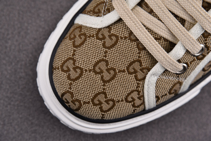 G*u*i tennis 1977 gg canvas