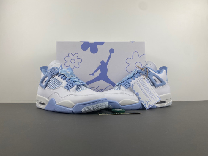 Air Jordan 4 Retro 
