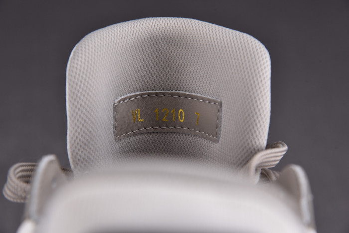 lou1s vu1tton sneakers