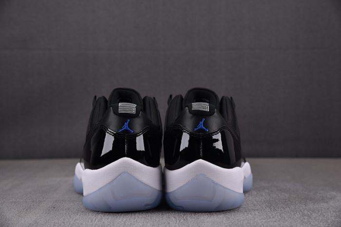 air jordan 11 retro "space jam " low