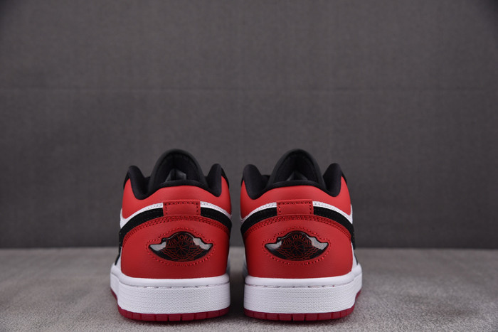Jordan 1 Low SE Black Toe (2025) IB8971-106