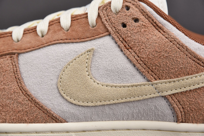 nike dunk low prm “medium curry” dd1390-100